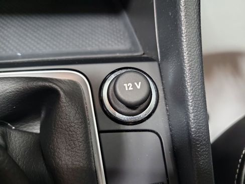 Used 2023 Volkswagen Jetta SE w/ Panoramic Sunroof Package FWD image 45