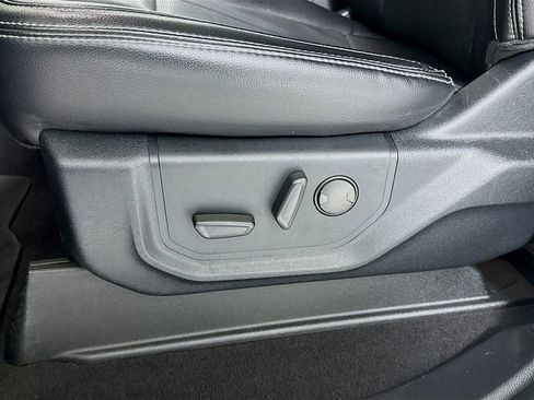 Used 2021 Ford F350 Lariat w/ Camper Package image 19