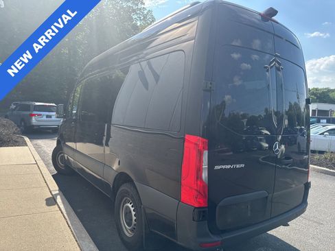 Used 2024 Mercedes-Benz Sprinter 2500 image 5