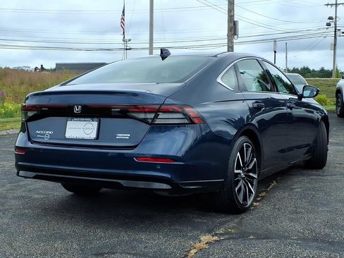 Used 2025 Honda Accord Touring image 3