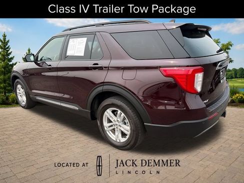 Used 2023 Ford Explorer XLT w/ Equipment Group 202A AWD/4WD image 5