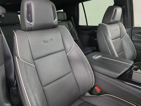 Used 2023 Cadillac Escalade Sport w/ Touring Package image 33