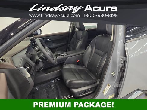 Used 2021 Nissan Rogue SL w/ Premium Package AWD/4WD image 12