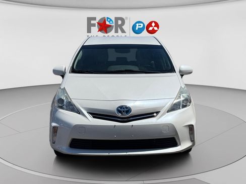Used 2013 Toyota Prius V Two FWD image 8