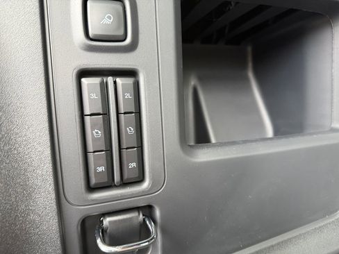 New 2026 Ford Expedition Max Platinum w/ Stealth Performance Package image 29