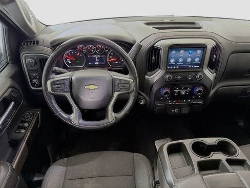 Used 2022 Chevrolet Silverado 1500 LT image 24