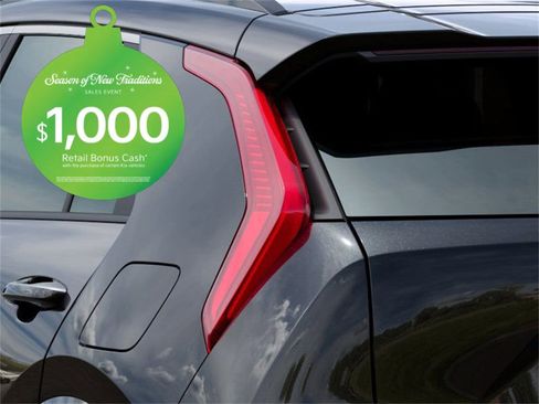 New 2025 Kia Niro SX Touring image 11