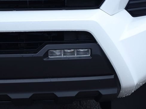 Used 2025 Toyota Tacoma SR5 image 17