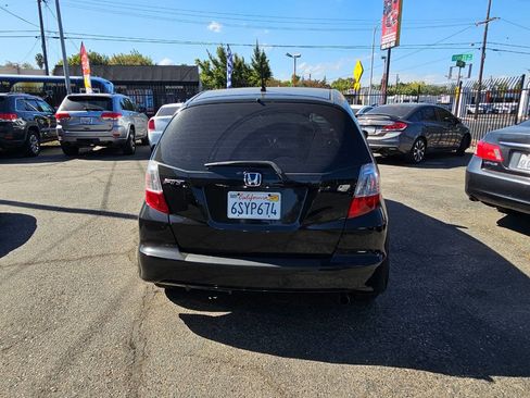 Used 2012 Honda Fit image 6