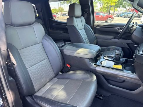 Used 2023 Chevrolet Silverado 1500 ZR2 w/ Technology Package AWD/4WD image 13