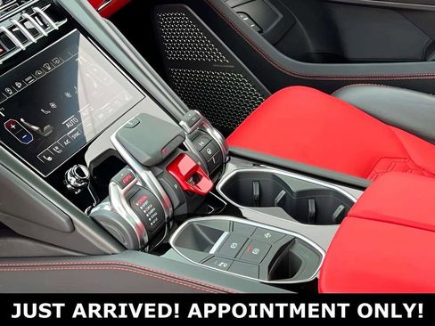 Used 2022 Lamborghini Urus image 23