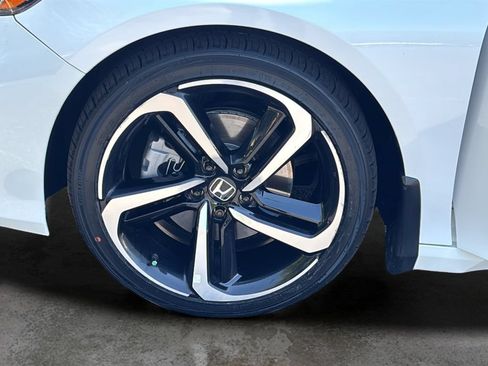 Used 2022 Honda Accord Sport image 46
