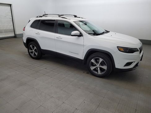 Used 2019 Jeep Cherokee Limited w/ Luxury Group image 11