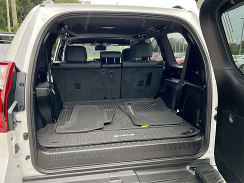 Certified 2022 Lexus GX 460 image 23