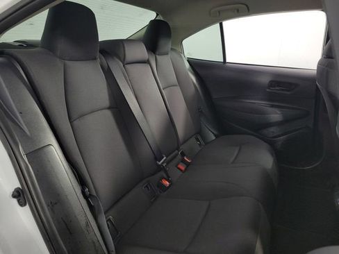 Used 2025 Toyota Corolla LE image 20