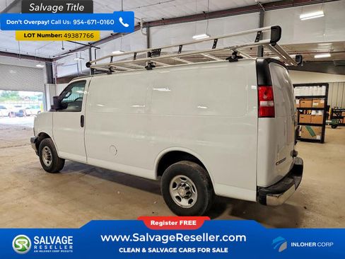 Used 2021 Chevrolet Express 2500 w/ Driver Convenience Package RWD image 3