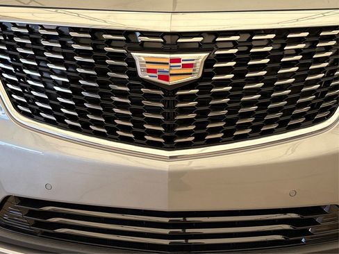 New 2025 Cadillac XT5 Premium Luxury image 12