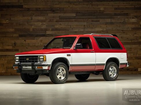 Used 1986 Chevrolet S10 Pickup 4WD image 1