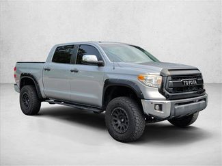 Used 2016 Toyota Tundra Limited w/ Limited Premium Package AWD/4WD video 3