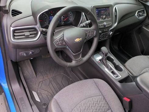 Certified 2024 Chevrolet Equinox LT FWD image 13