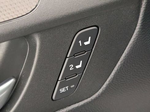 Used 2025 Honda CR-V Sport-L image 11