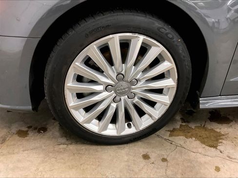 Used 2017 Audi A3 e-tron Premium image 11