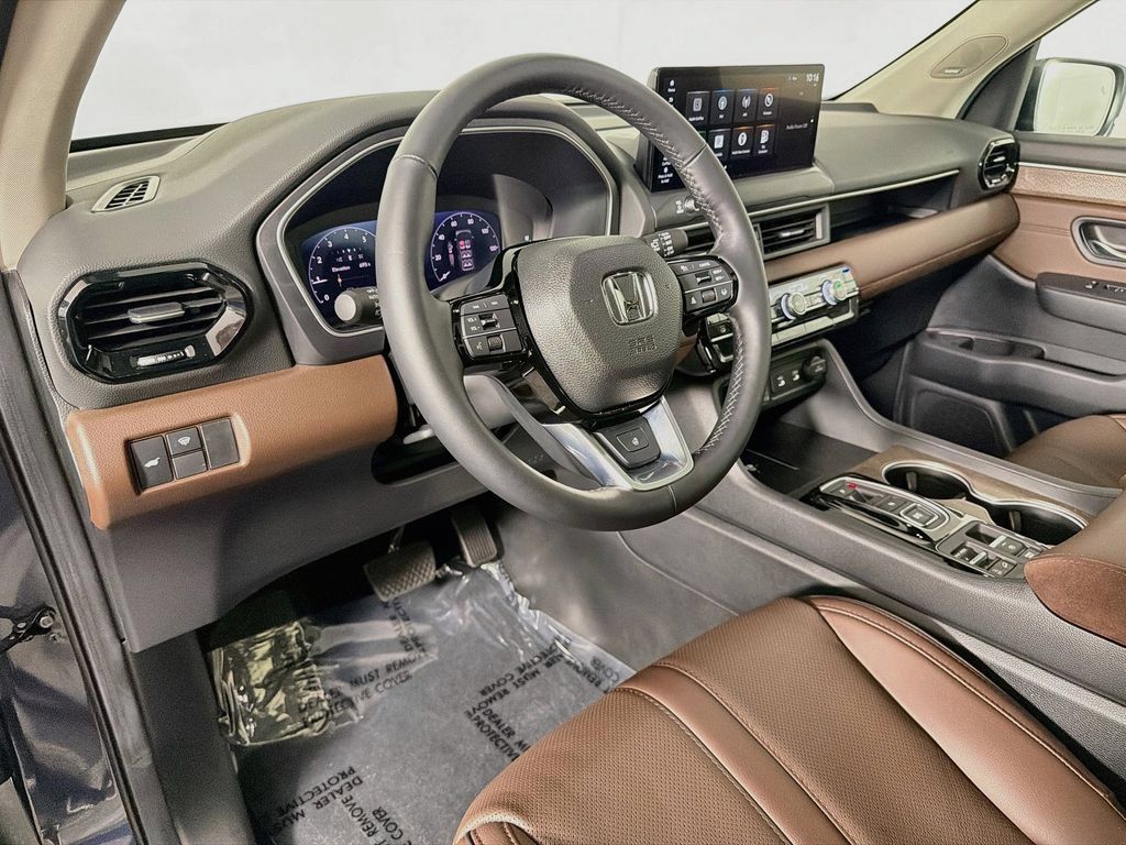 Used 2026 Honda Pilot Elite image 9