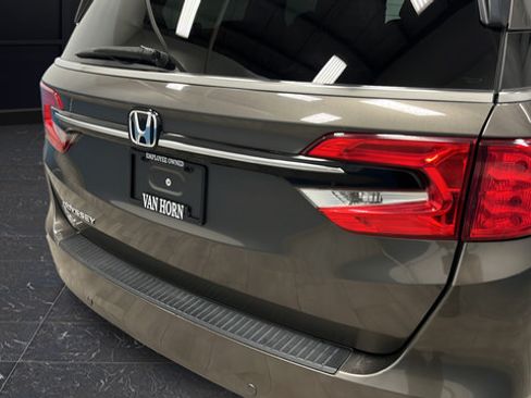 Used 2023 Honda Odyssey EX-L image 39