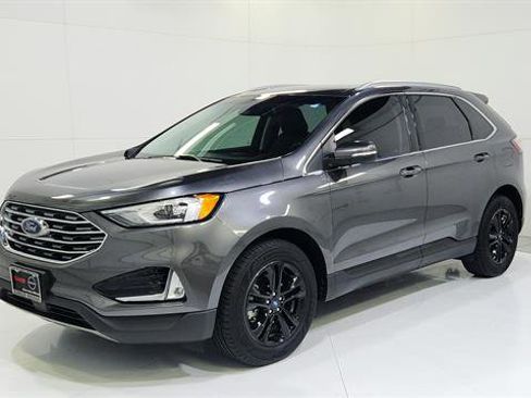 Used 2020 Ford Edge SEL w/ Convenience Package image 3