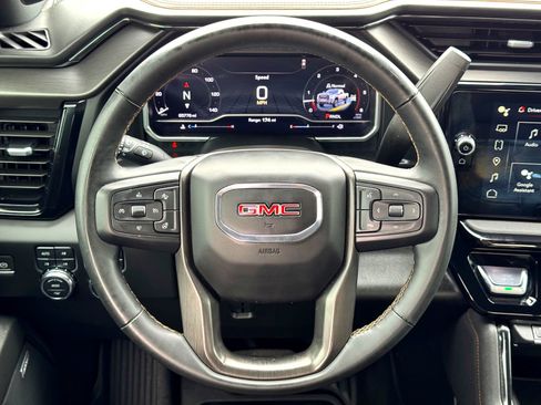 Used 2024 GMC Sierra 2500 AT4 w/ AT4 Preferred Package image 25