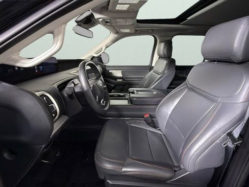 Used 2025 Ford Expedition Max Active image 24