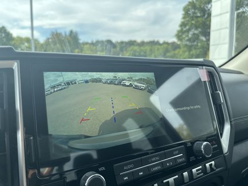 New 2026 Nissan Frontier SV w/ SV Convenience Package image 19