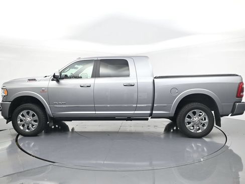 Used 2020 RAM 3500 Limited AWD/4WD image 3