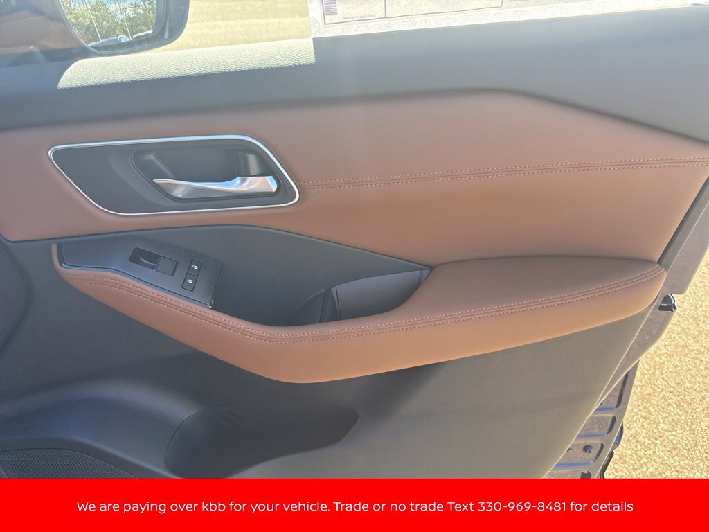 New 2026 Nissan Rogue Platinum w/ Platinum Premium Package AWD/4WD image 34