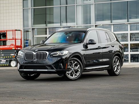 Used 2022 BMW X3 xDrive30i w/ Premium Package 2 image 1