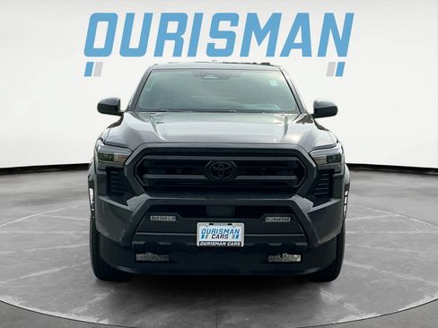 Used 2026 Toyota Tacoma SR5 AWD/4WD image 2