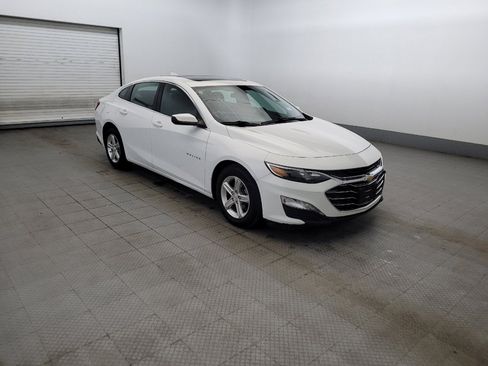 Used 2022 Chevrolet Malibu LT FWD image 13