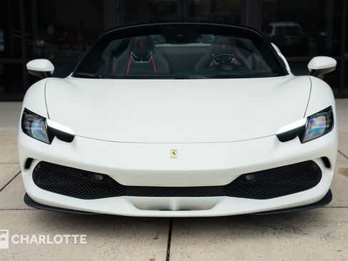 Used 2024 Ferrari 296 GTS RWD image 5