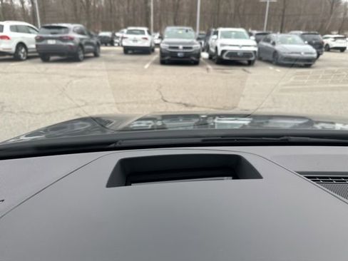 New 2026 Volkswagen Golf image 16