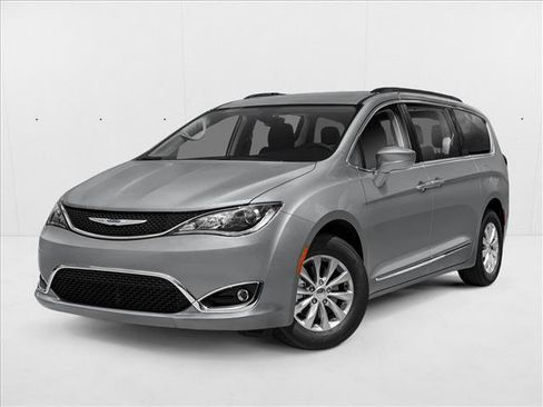 Used 2020 Chrysler Pacifica Touring-L Plus FWD image 1