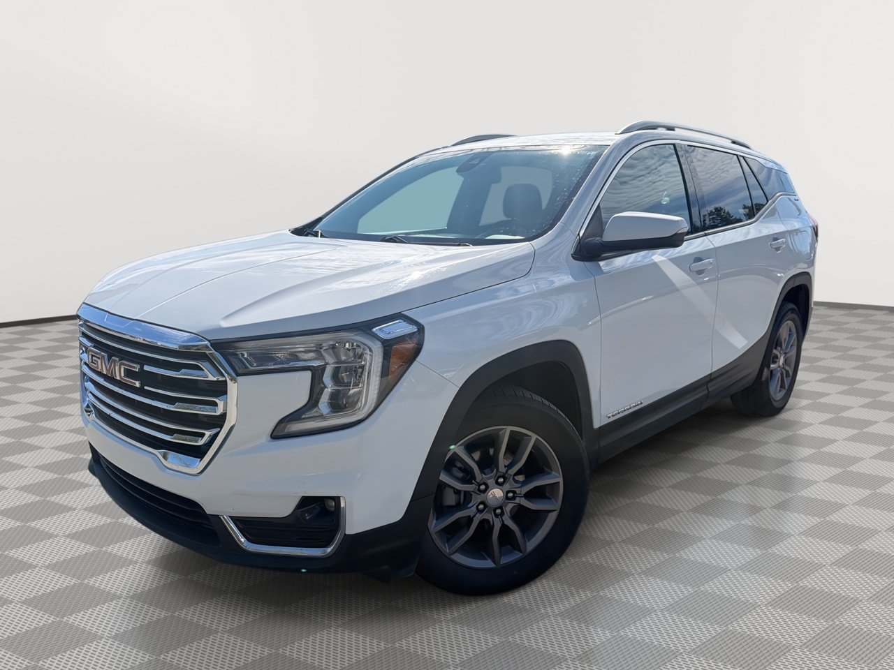 Used 2023 GMC Terrain SLT AWD/4WD image 1