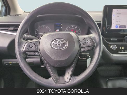 Used 2024 Toyota Corolla LE FWD image 12