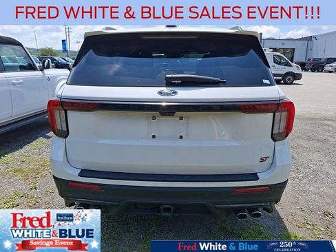 Certified 2025 Ford Explorer ST w/ Sun And Sound Package AWD/4WD image 7