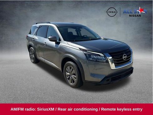 Used 2024 Nissan Pathfinder SV FWD image 1