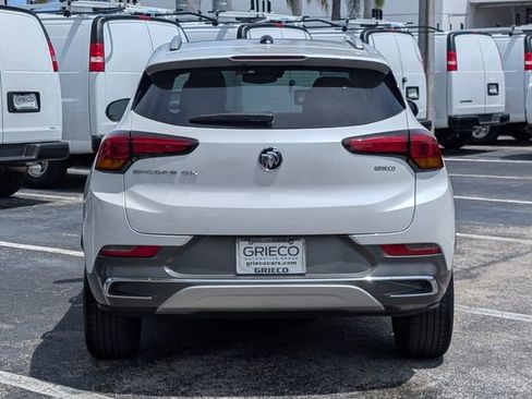 Used 2023 Buick Encore GX Essence w/ Experience Buick Package FWD image 6