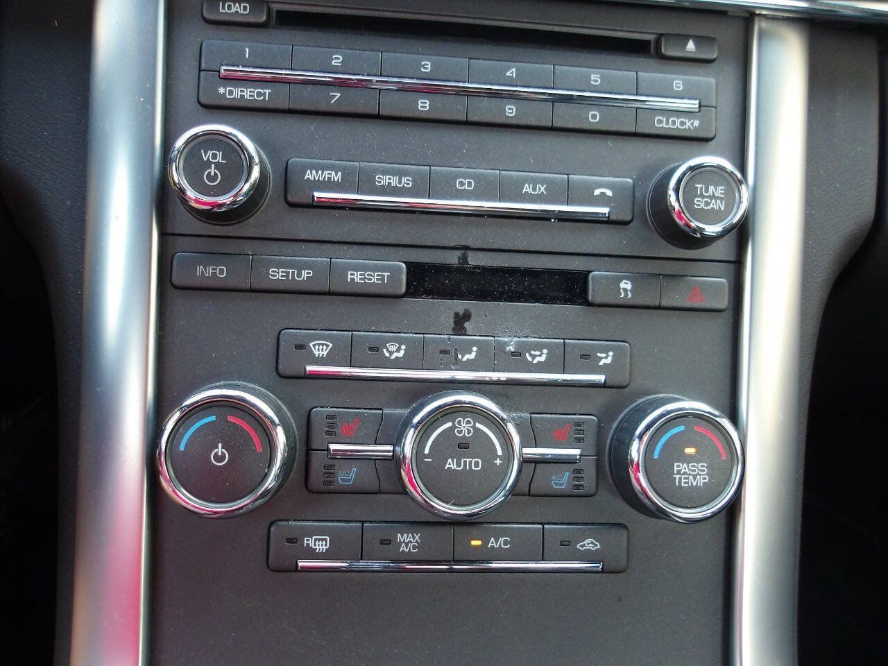 Used 2009 Lincoln MKS FWD image 12