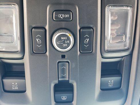 Used 2023 Chevrolet Tahoe High Country image 26