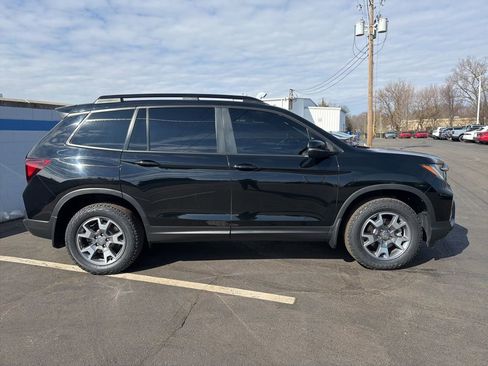 Certified 2022 Honda Passport TrailSport image 6