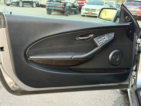 Used 2006 BMW 650i Convertible image 22
