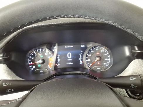 Used 2023 Jeep Compass Latitude image 21